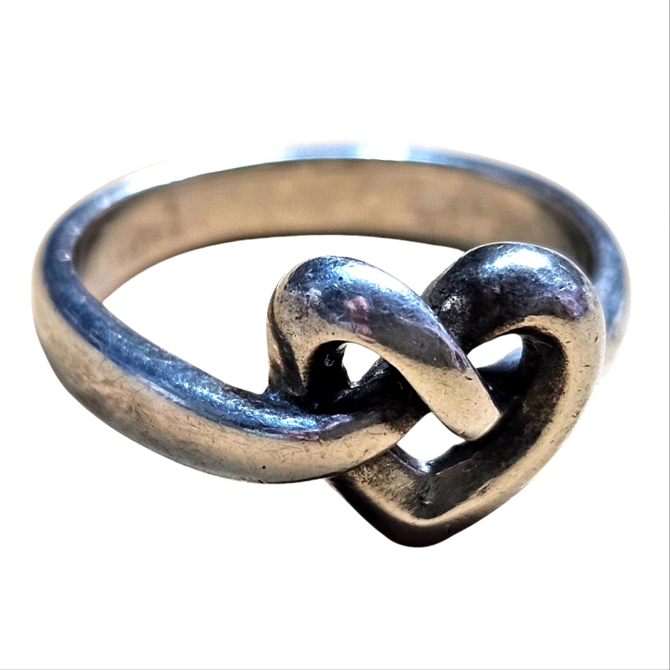 James Avery Sterling Silver Heart Live Knot Pretzel Ring